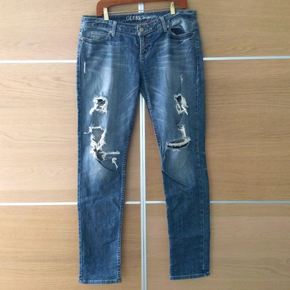Distressed Guess Jeans, size 32, skinny leg - Picture 1 of 8